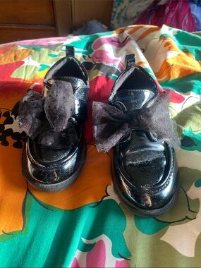 Jessica Simpson Girls Black Patent Dress Loafers with Bow